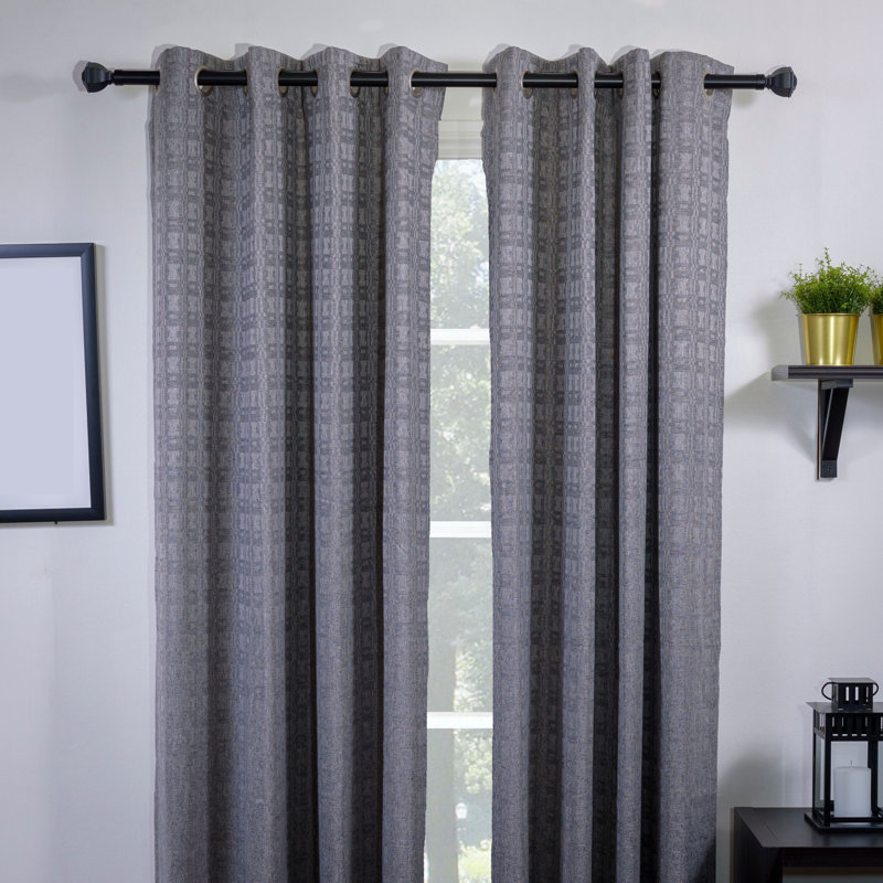 Venice Single Curtain Rod, Black, 3" H x 120" W x 5.25" D