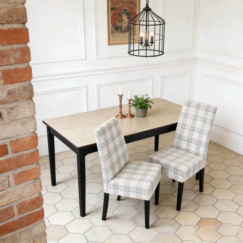 Chaise de salle à manger