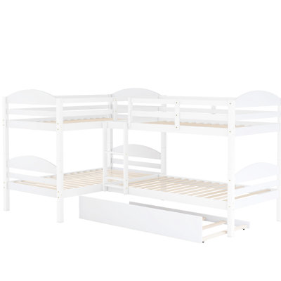 Lit superposé blanc en forme de L avec lit gigogne, solide et fiable, s'adapte à tout lit gigogne. Structure en bois massif. Polyvalent pour un usage familial. 6 ans et plus. Pas de sommier tapissier. Capacité de 300 lb