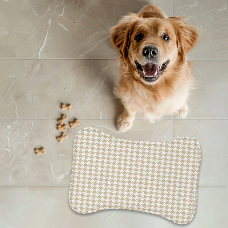 White Beach Sand - 1 Piece Bone Shape Feeding Mat