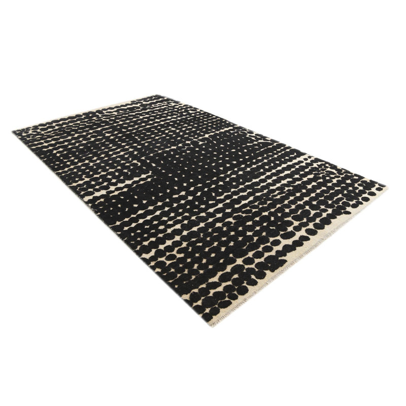 Tapis noir Oropeza