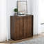 Buffet Mid-Century avec bois massif. 2 rangements décoratifs pour la cuisine. , Portes élégantes de couleur noyer, Bandes de bois, Salon, Cuisine, Salle à manger, Hall d'entrée, Couloir, Couleur