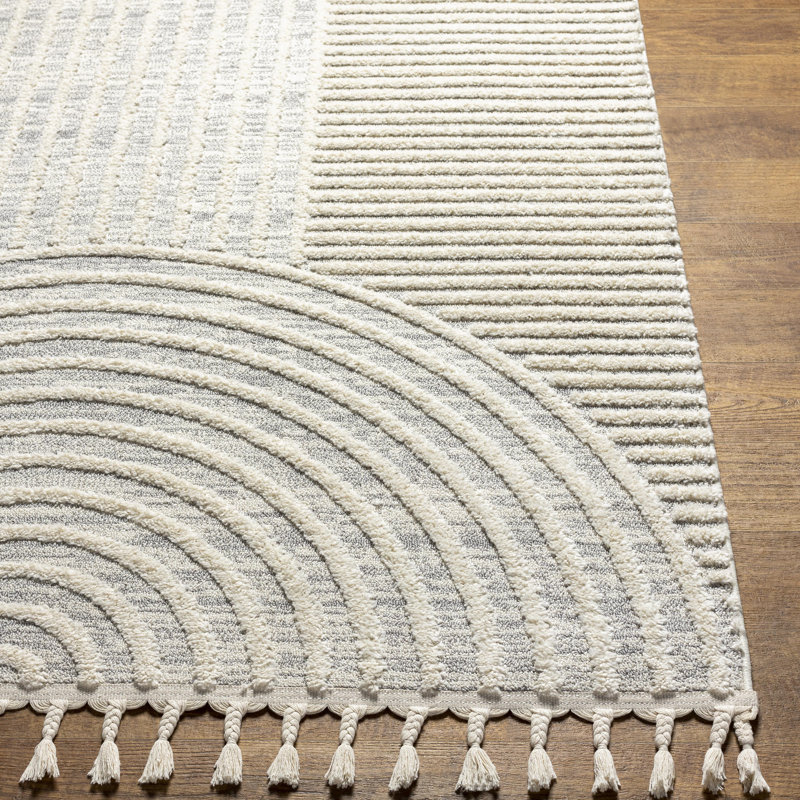 Aine cream rug, Carré 6 pi 7 po