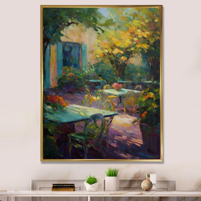 Pique-nique romantique dans un jardin italien luxuriant