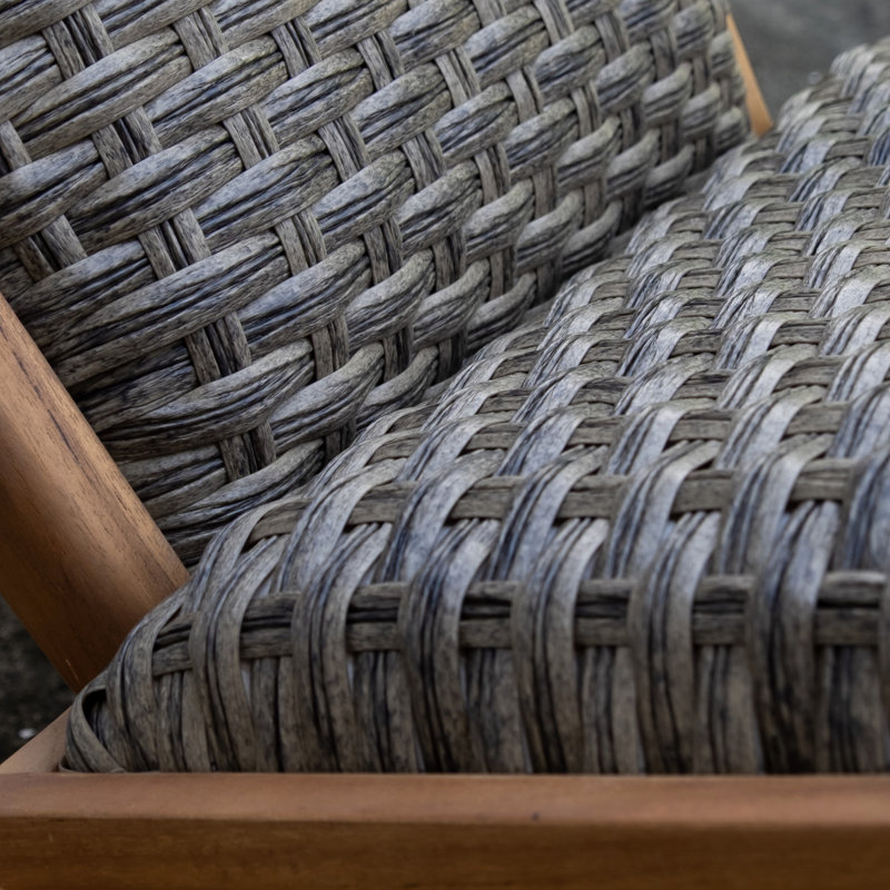 Chaise berçante d'extérieur en teck avec osier Hampstead
