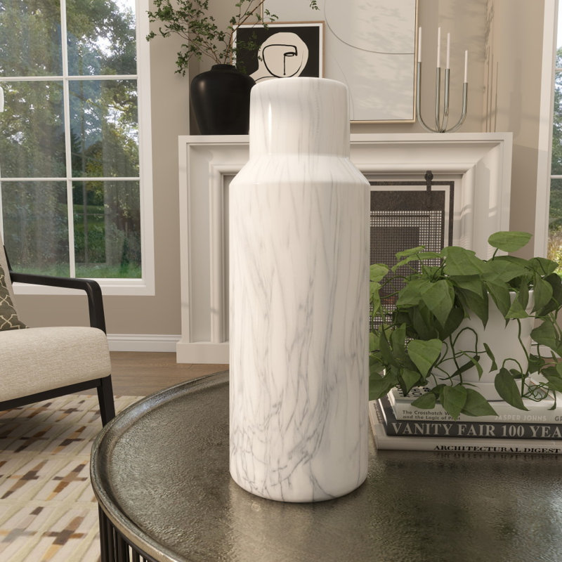 Wintour Round Table Vase