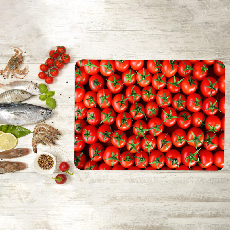 Grand imprimé tomate rouge sur une planche de service légère en verre pour une utilisation contemporaine dans la cuisine