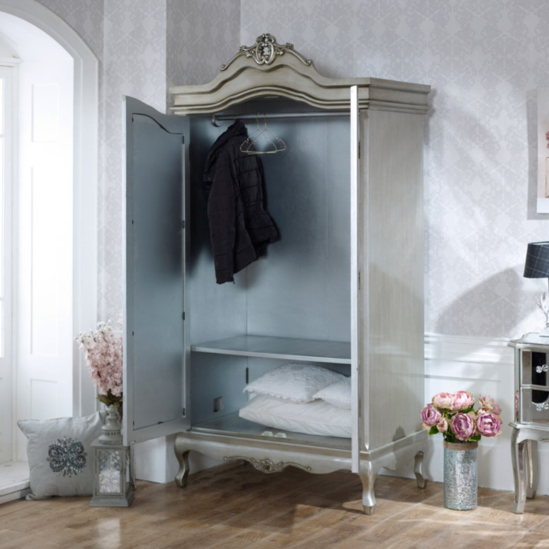 Loyd Piece Bedroom Set
