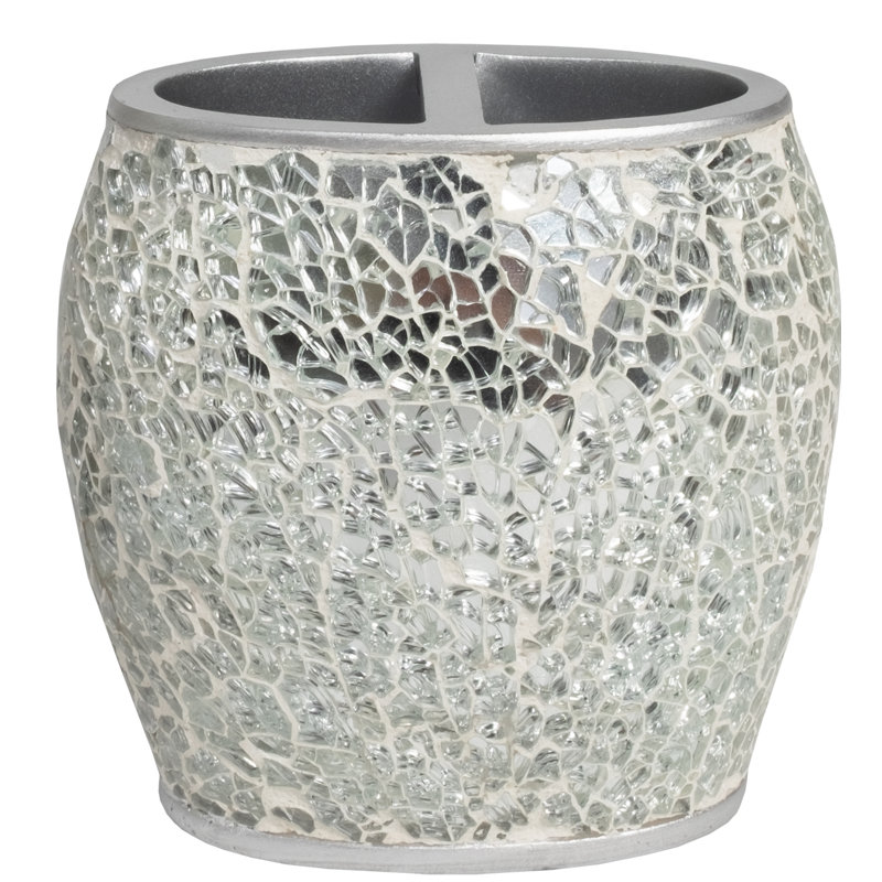 Menomonie Toothbrush Holder