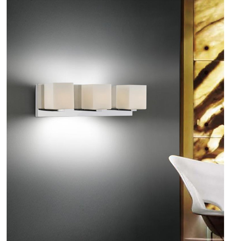 Barre d’éclairage de salle de bain en Nickel satiné 3 lumières earskin