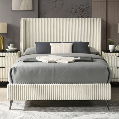 Grand lit de couleur crème - Revêtement en velours côtelé doux et large, tête de lit à oreilles élégante, configuration de chambre à coucher moderne, conception luxueuse et confortable de 4 lattes de bois,