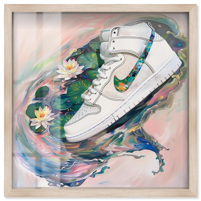 «Lilypads Sneaker Splash Shadowbox Print Sneaker» par Art Remedy, H 41 po x l 41 po, Crème, crème