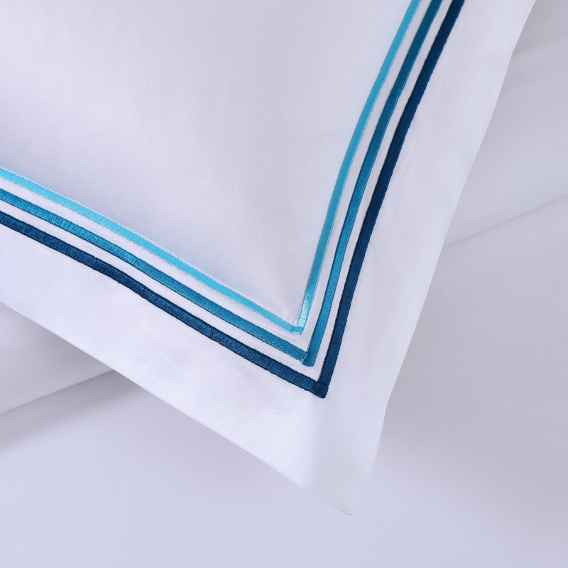 Triple Luxe Sateen Duvet Cover Set , Queen Duvet Cover + 2 Standard Shams, White/Teal