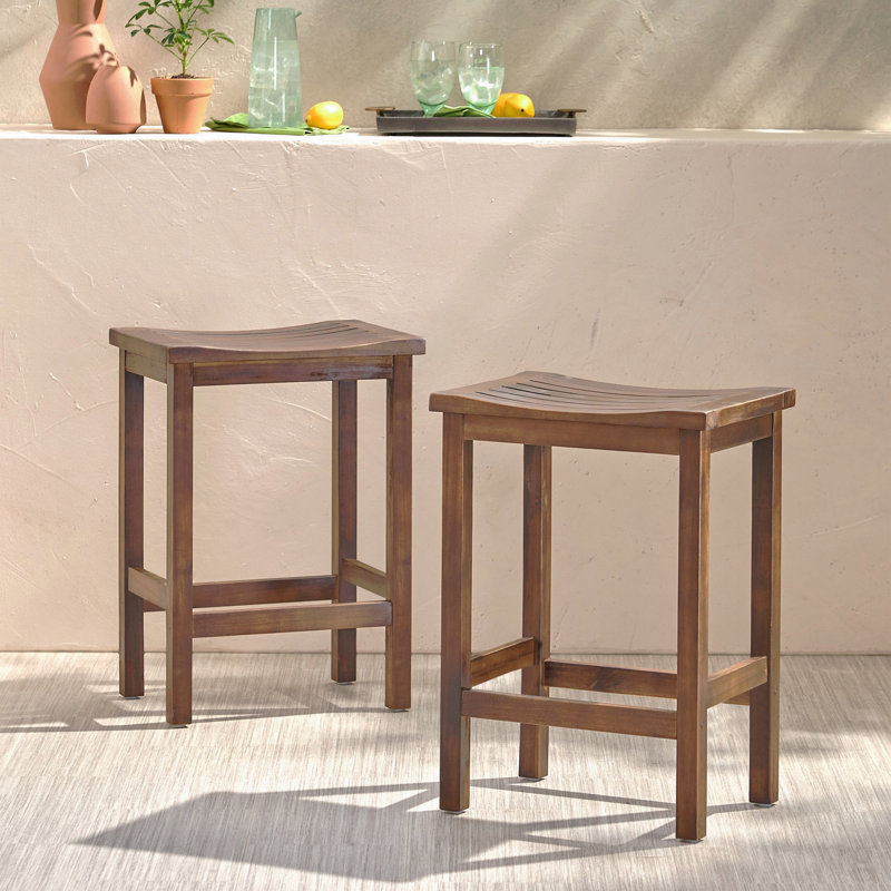 Tabouret de bar d'extérieur à hauteur de comptoir en bois d'acacia, ensemble de 2, finition brun acajou