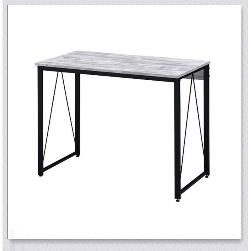Bureau d'écriture rectangulaire avec base en métal, finition antique et plateau de table spacieux pour les espaces de travail modernes