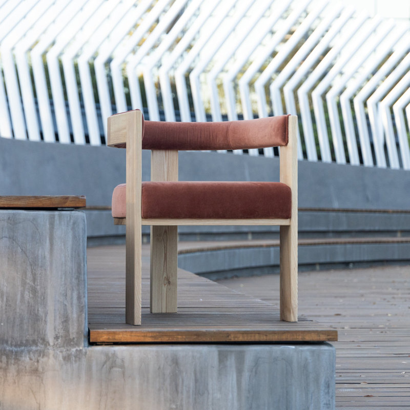 Chaise Dante
