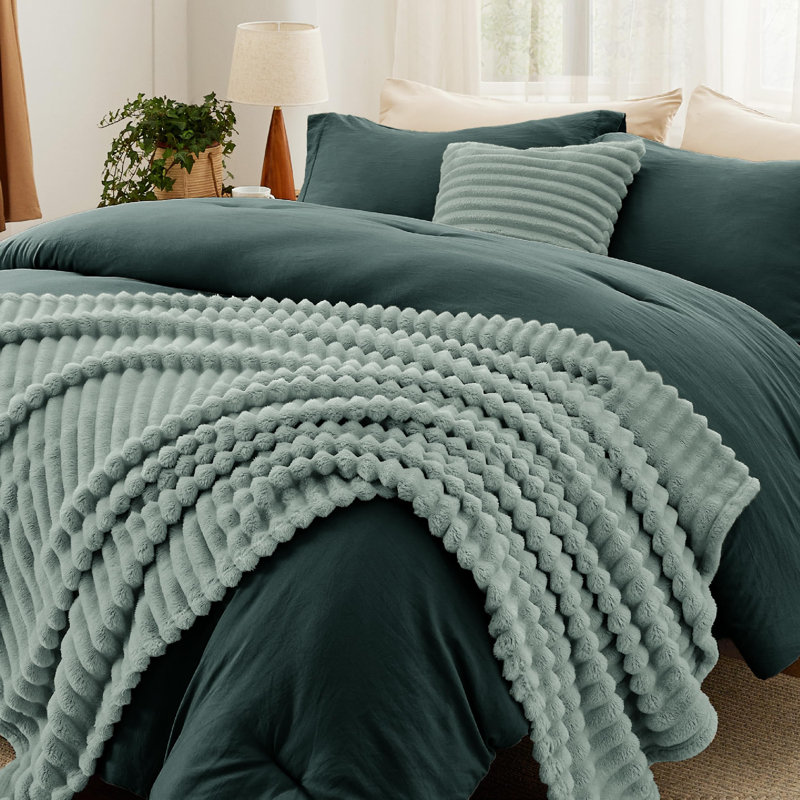 Bedsure All Season Boho Comforter Set With Throw Blanket And Decorative Pillow, Queen Comforter + 4 Additional Pieces