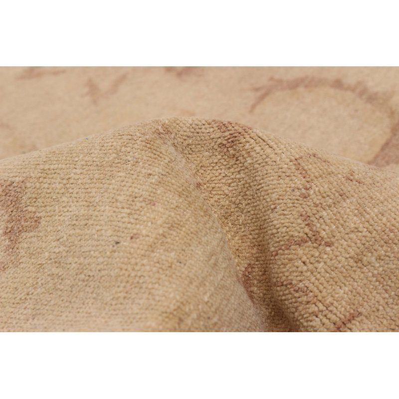 Tapis crème Chobi Finest 8 pi 0 po x 8 pi 0 po
