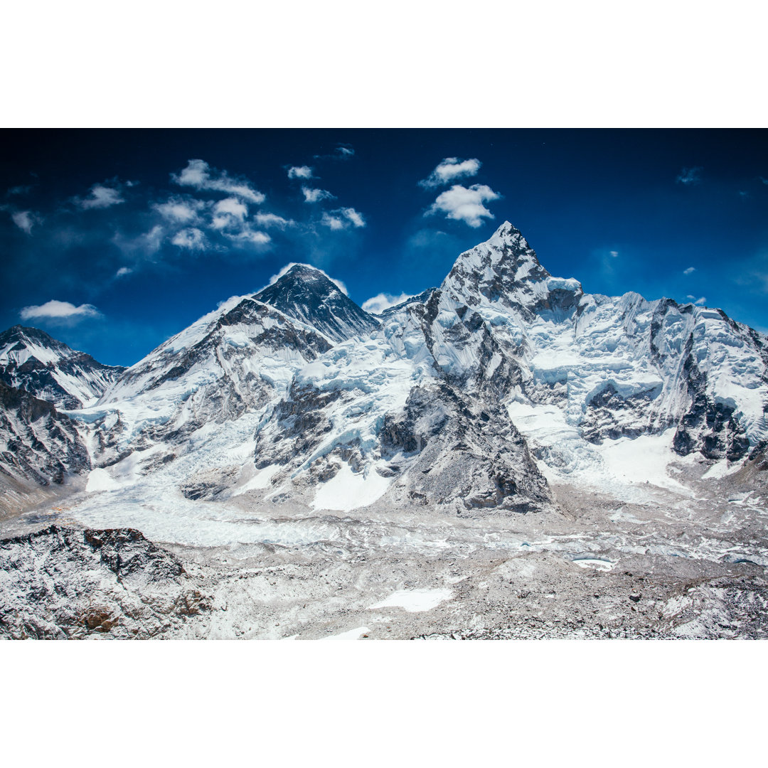 Himalaya-Höhen in der Everest-Region von Miljko - Kunstdrucke ohne Rahmen auf Leinwand