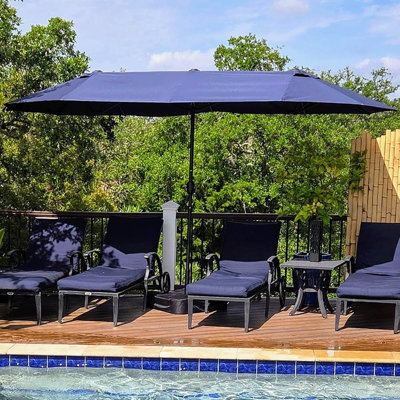 Parasol de patio bleu de 15 pieds avec base incluse