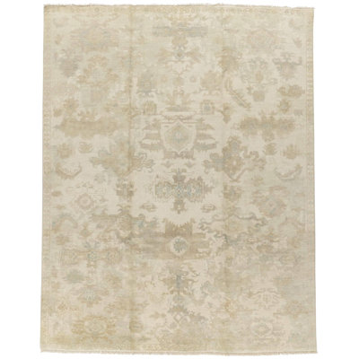 Megalize Ivory
