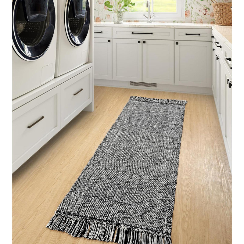 Runner Lasheba Runner 2' X 5' Cotton Area Rug with Non-Slip Backing