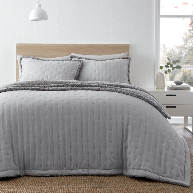 Cosy Nori Soft Sherpa Bedspread, Silver