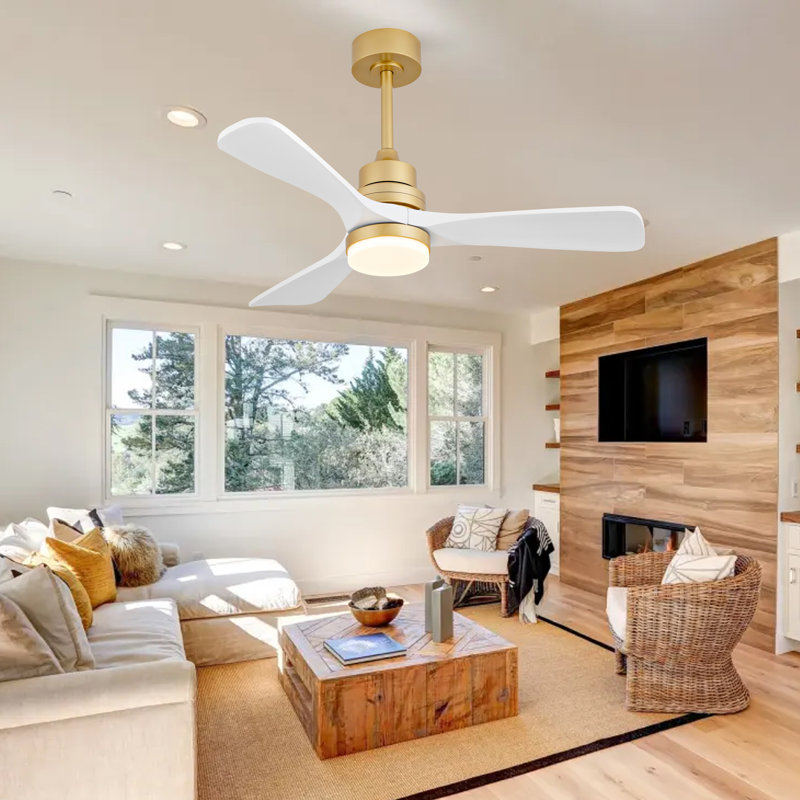 Ventilateur de plafond de 42 po à pales en bois massif à intensité variable avec lumières et télécommande 