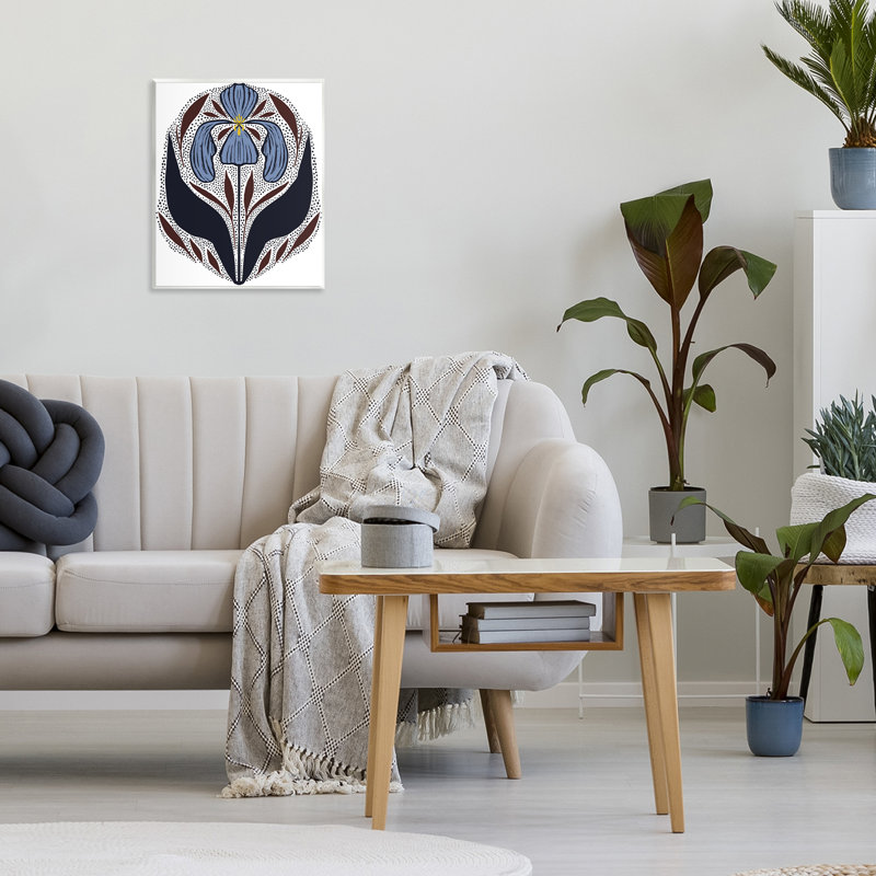 Symmetrical Iris Pattern Wall Plaque, design by Hannah Beisang