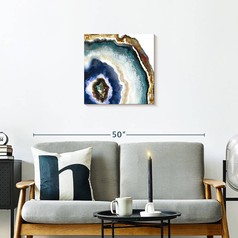 Avery Up Close Agate II, 20" H x 20" W