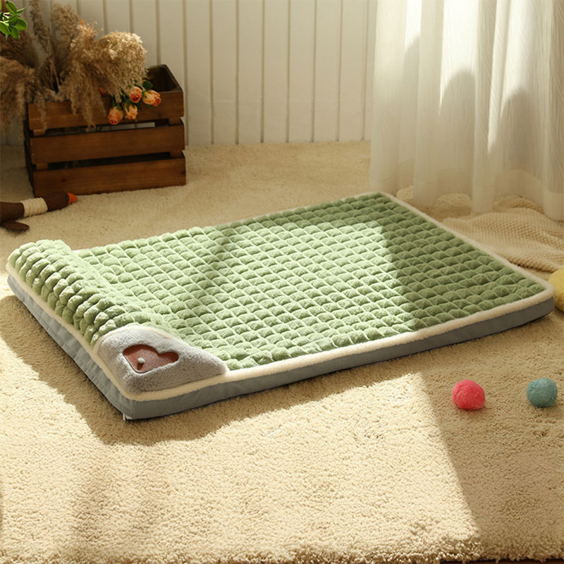 Seabron Faux Fur Pet Bed, Green, 8cm H x 60cm W x 40cm D