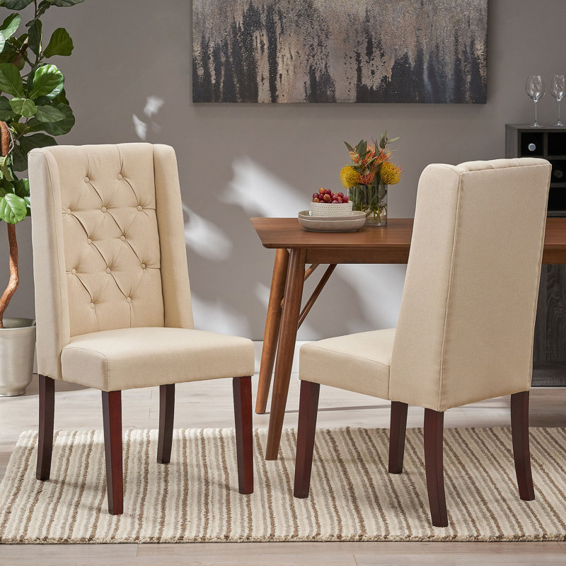 Chaise en tissu