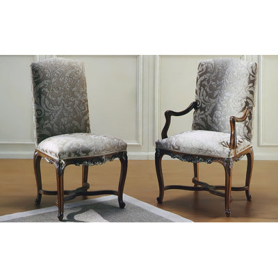 Chaise avec accoudoirs rembourré en coton gris