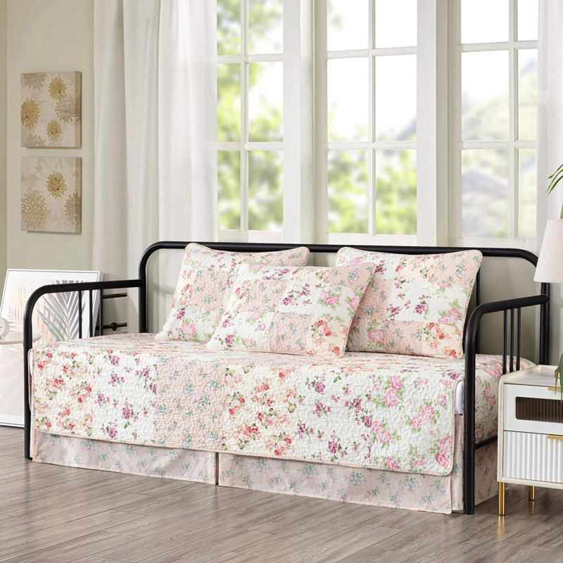 Multicolor Reversible Cotton Patchwork Quilt Set, Daybed Quilt + 4 Additional Pieces Included, Pink