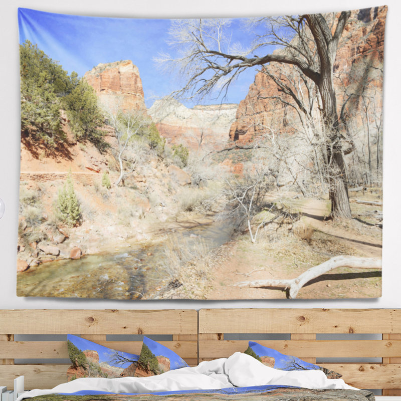 Paysage, montagne de roches rouges dans la tapisserie du parc Zion, H 32 po x l 39 po