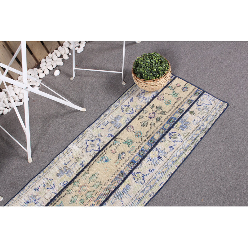 Tapis de couloir vintage turc en laine vert pour la cuisine et le vestibule - motif patchwork antique