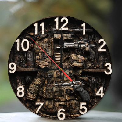 Horloge militaire avec armes