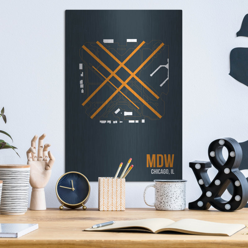 "MDW" par O8, à gauche, H 16 po x l 12 po