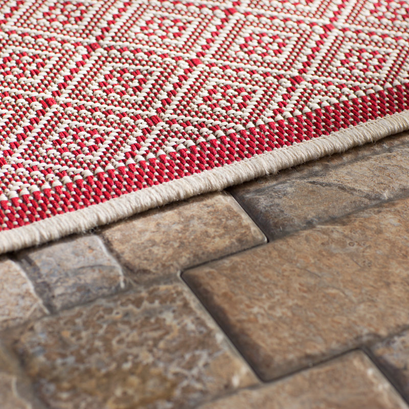 Tapis intérieur rouge vacavée géométrique Vacaville, Rectangle 2 pi x 3 pi 7 po
