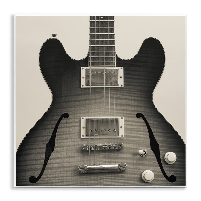  «Classy Electric Electric Wall Plate Art» par Deborah Revell