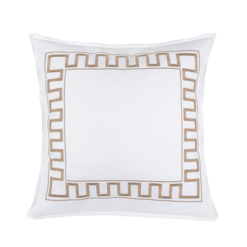 Taie décorative grecque Euro par Erin Gates, Européen, Blanc / Taupe