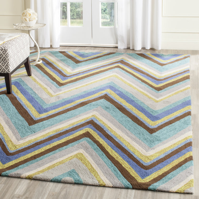 Hayes Hand Hooked Performance Chevron Rug