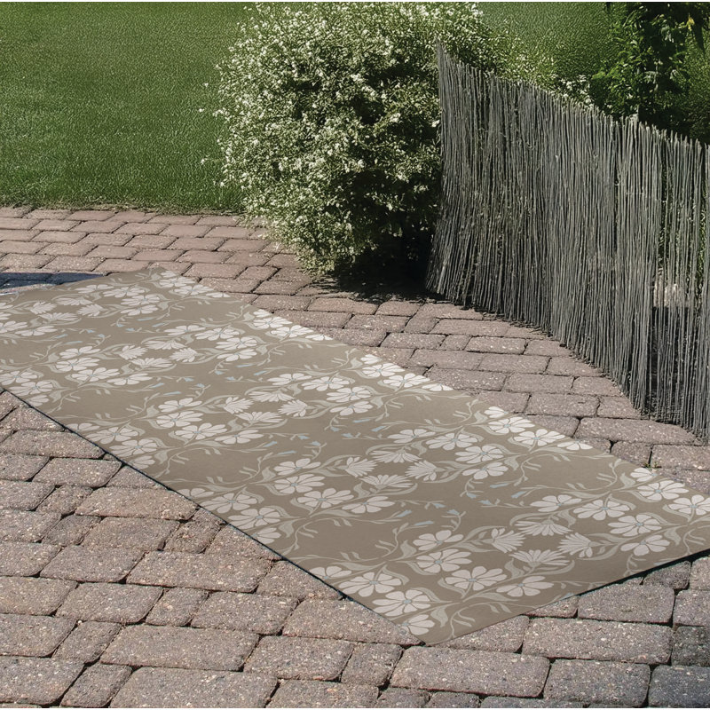 Groovy Flowers Outdoor Rug, Runner 2'6" x 8'