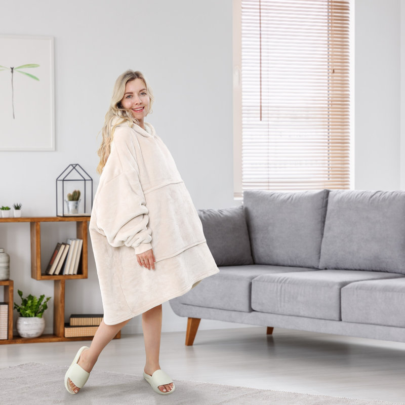 Avlona Hand Woven Throw Blanket, Cream