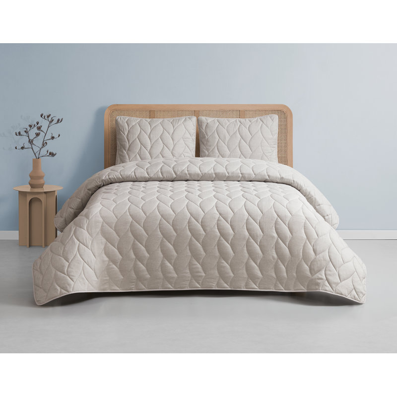 Emily 3 Piece Comforter Set, King Comforter + 2 King Shams, Beige