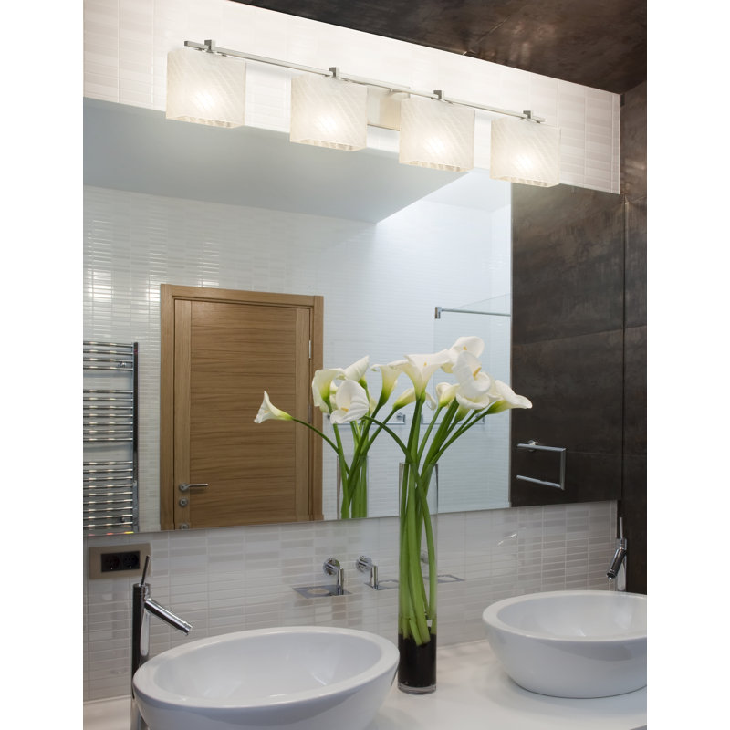 Éclairage pour meuble-lavabo 4 lumières Shmavon, Nickel brossé