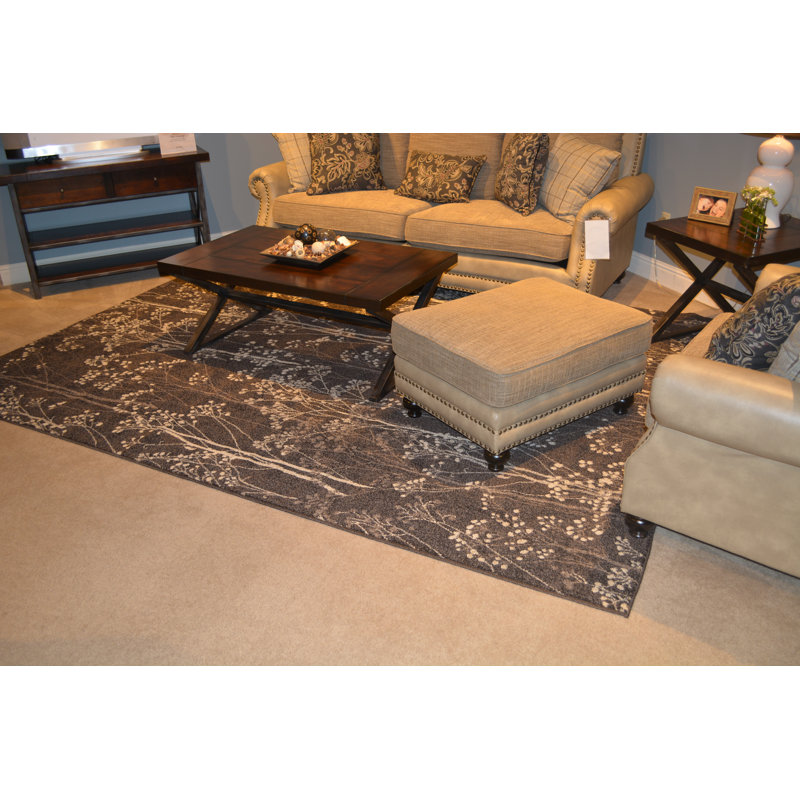 Tapis brun à motif floral Augusta, Rectangle 5 pi 3 po x 7 pi 3 po