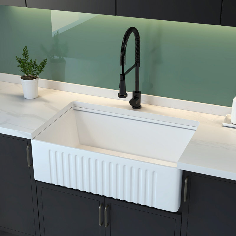 Lavabo de salle de bain rectangulaire en céramique 17 po A&E Bath and Shower