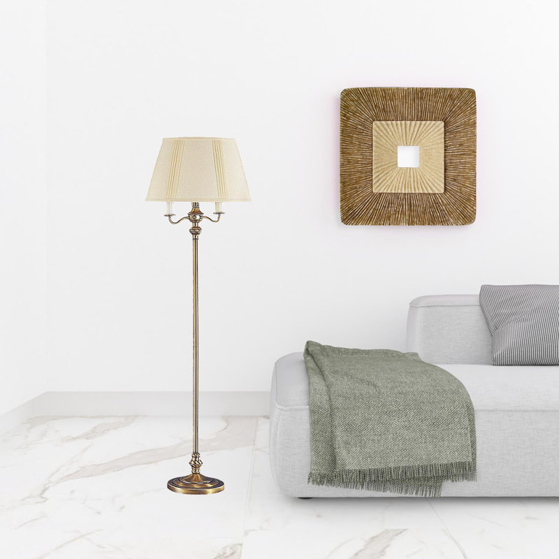 Lampe sur pied 60 "à quatre lumières de forme traditionnelle avec abat-jour carré beige, Bronze