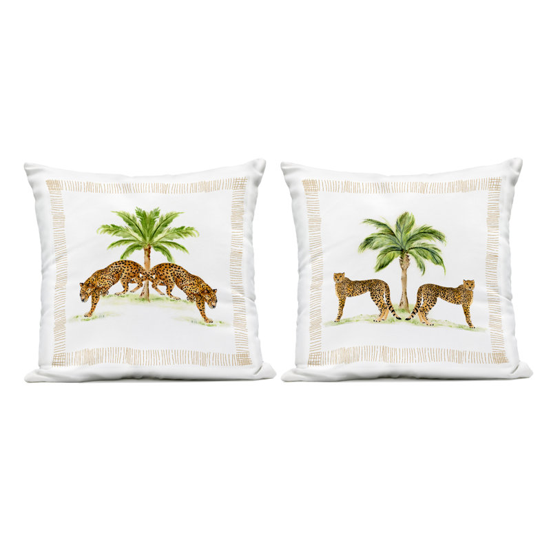 Ensemble de 2 coussins d'extérieur imprimés Prowling Through Palms, design par Janet Tava